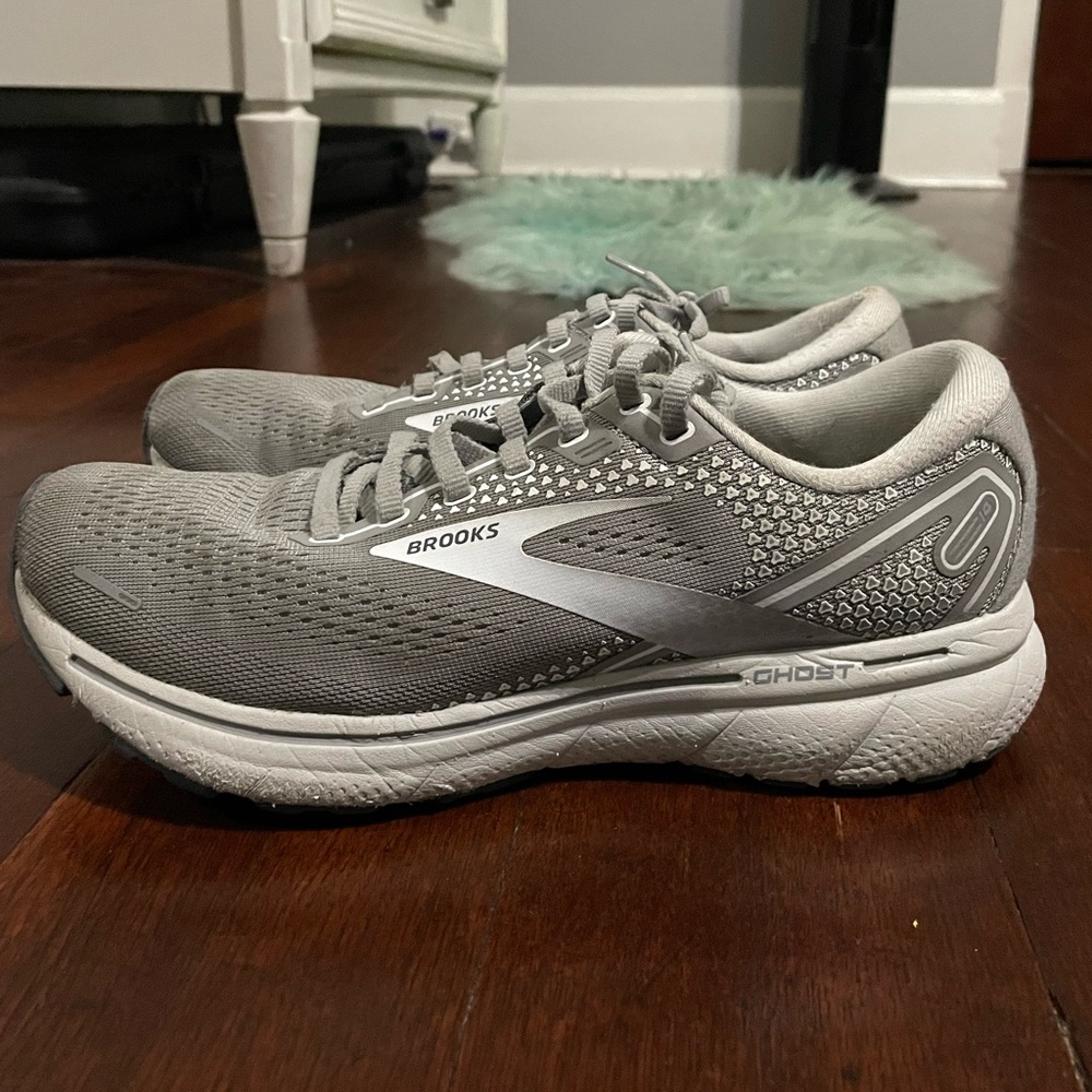 Brooks Ghost 14 Women’s Running Shoe Size 10